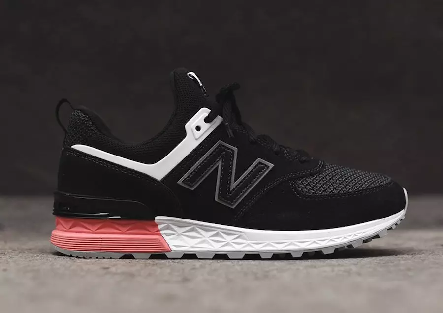 La New Balance 574 esce con i tacchi rosa