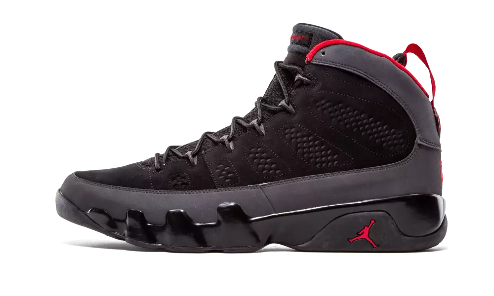 Dřevěné uhlí Air Jordan 9