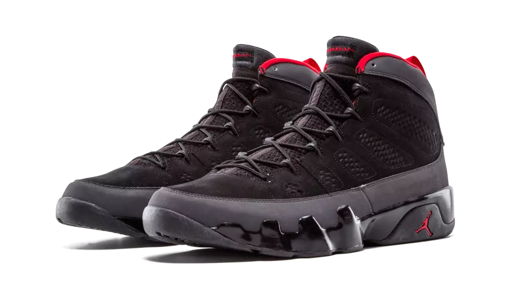 Air Jordan 9 көмір