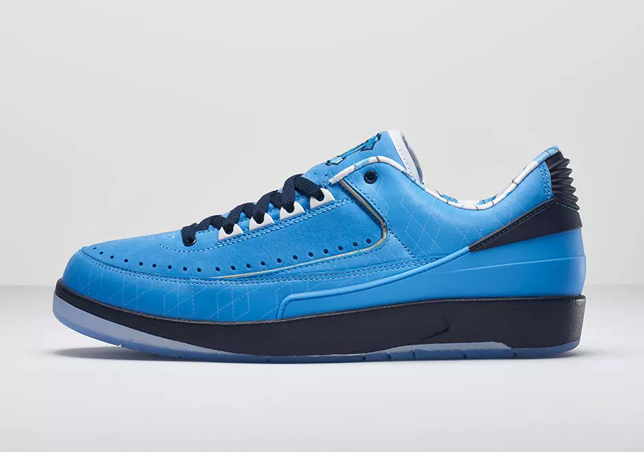 Air Jordan 2 Bajo UNC