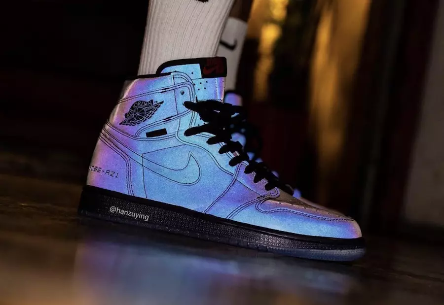 Air Jordan 1 High Zoom R2T BV0006-900 2019 Дата на издаване на крака