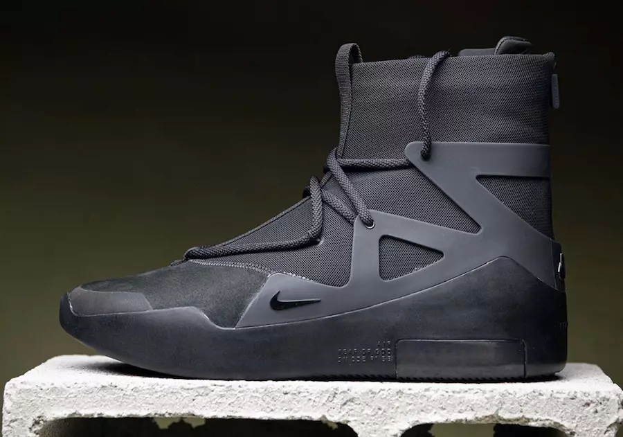 تاریخ انتشار Nike Air Fear of God 1 Triple Black AR4237-005