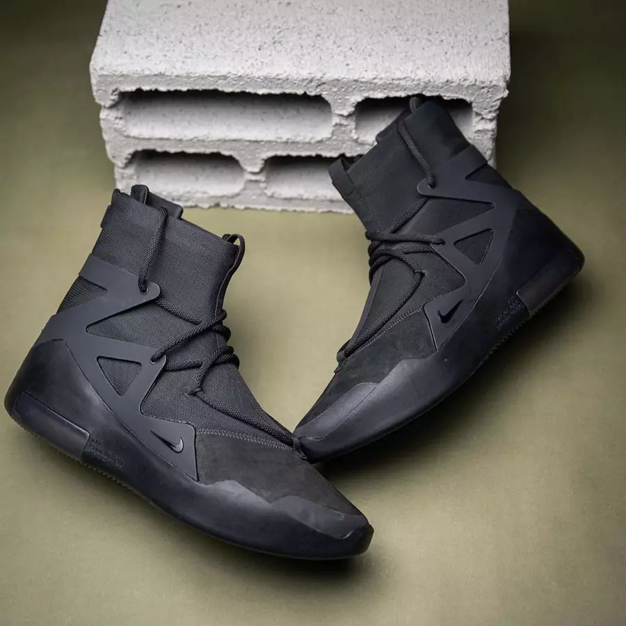 Nike Air Fear of God 1 Triple Black AR4237-005 Išleidimo data