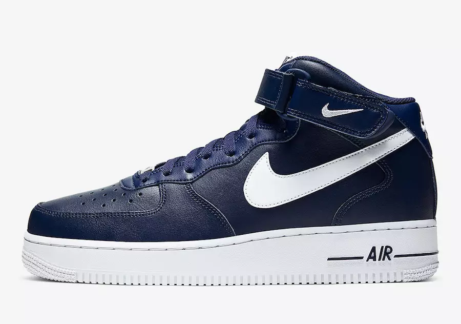 Датум на издавање на Nike Air Force 1 Mid Midnight Navy CK4370-400