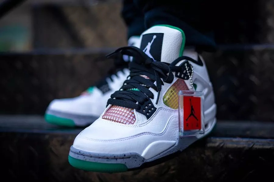 Дата выхода Air Jordan 4 Rasta WMNS AQ9129-100 на ногах