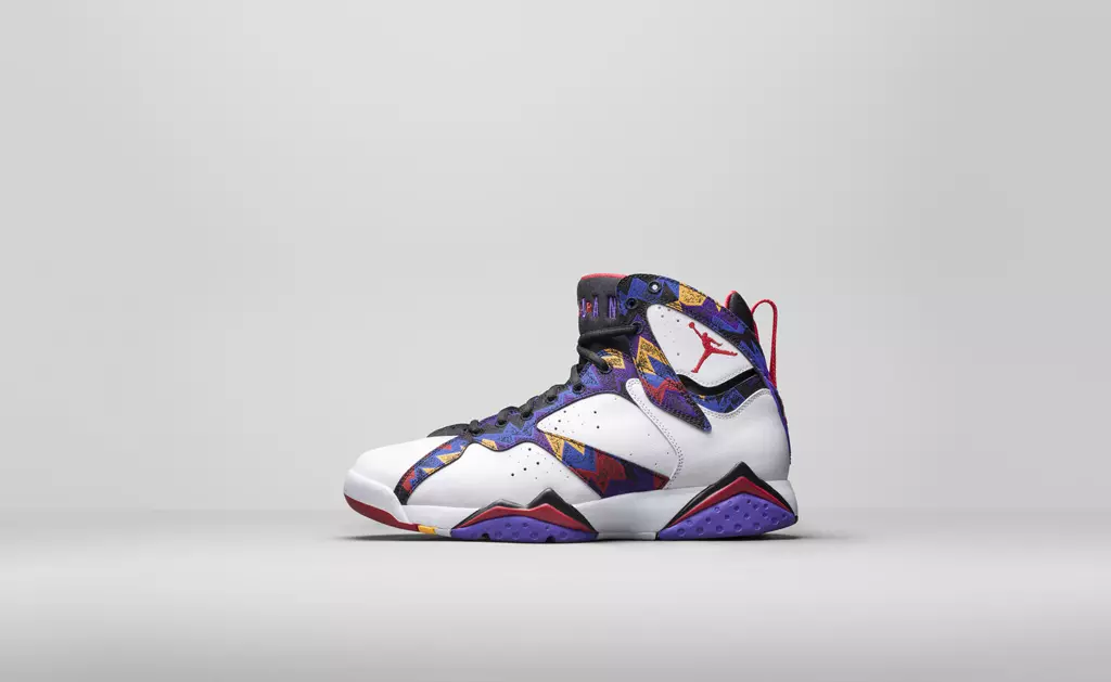 Jordan 7 ретро свитері