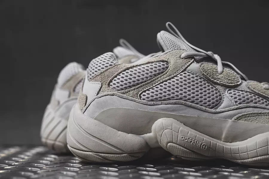 Skuqem YEEZY Desert Rat