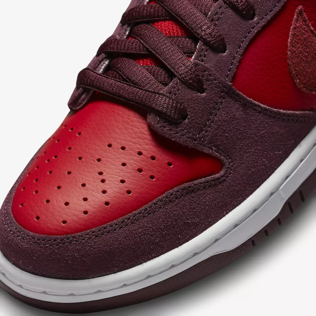 Nike SB Dunk Low Cherry DM0807-600 – data premiery