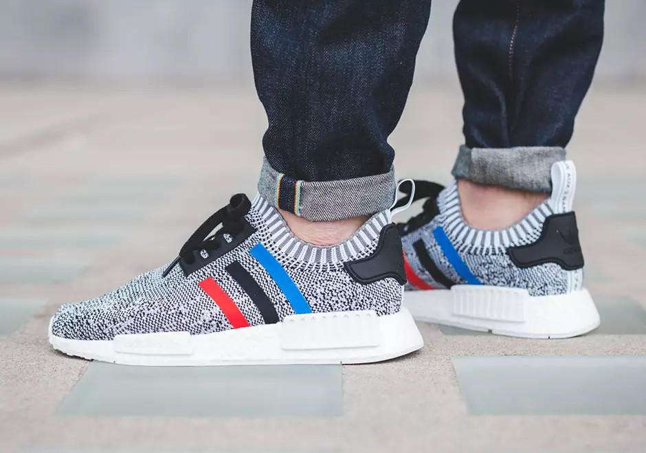 adidas NMD R1 Primeknit гурван өнгийн цагаан