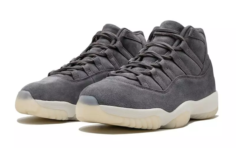 Air Jordan 11 Premium Suede Дата випуску