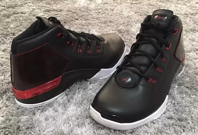 Air Jordan 17 Chicago Bulls 30000. Punkt