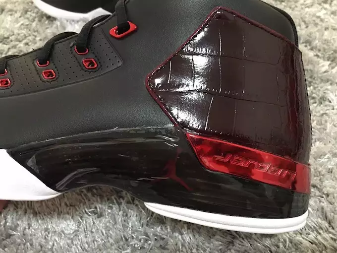 Air Jordan 17 Chicago Bulls 30000. Point