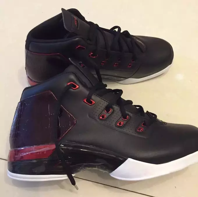 Air Jordan 17 Chicago Bulls 30000. Punkt