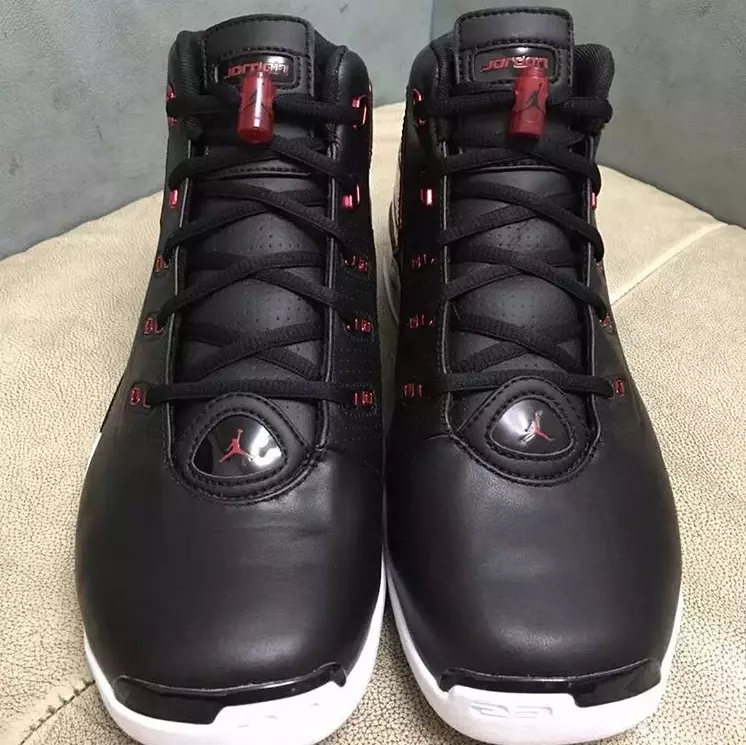 Air Jordan 17 Chicago Bulls Imrobbija Iswed Aħmar Abjad