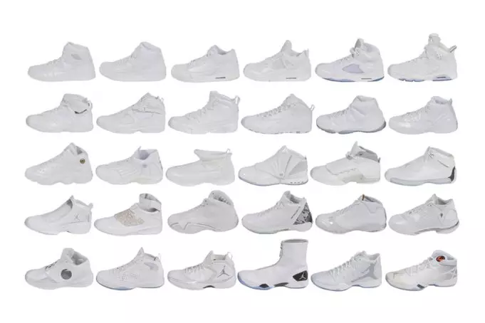 Рэтра-калекцыя Кобі Брайанта All-White Air Jordan выстаўлена на аўкцыён