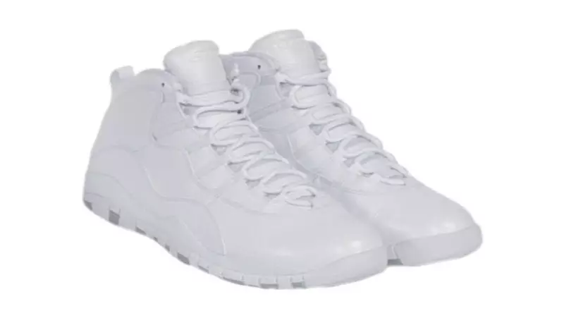 Kolekcija All-White Air Jordan Retro Kobeja Bryanta na dražbi 12194_11