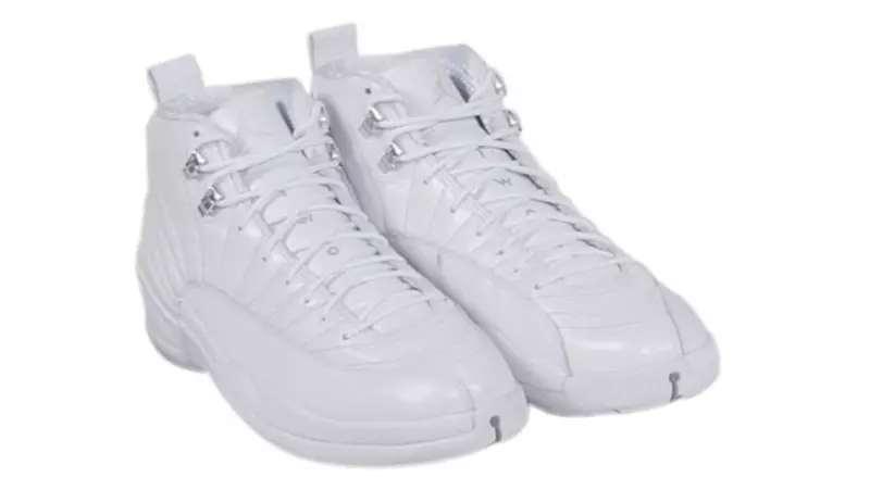 Белый Air Jordan 12 Кобе