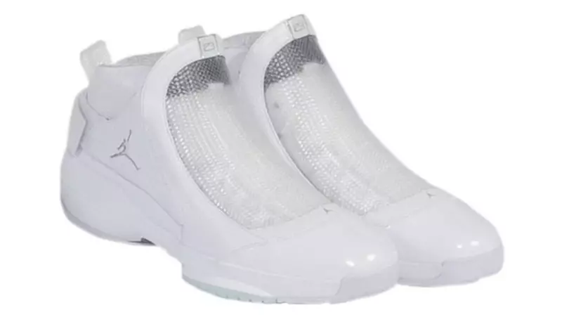 Коби Брайанттын All-White Air Jordan ретро коллекциясы аукционго коюлду 12194_20