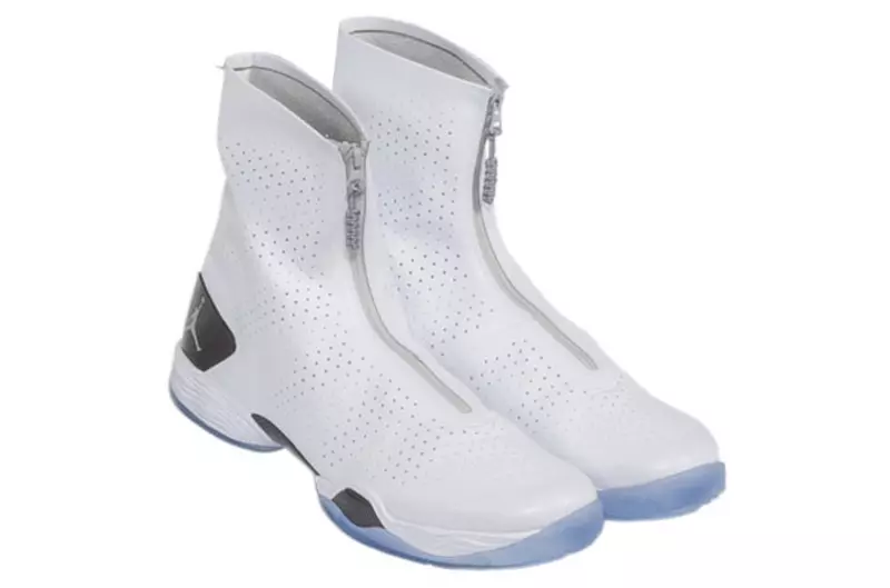 مجموعة كوبي براينت All-White Air Jordan Retro Collection للمزاد 12194_29