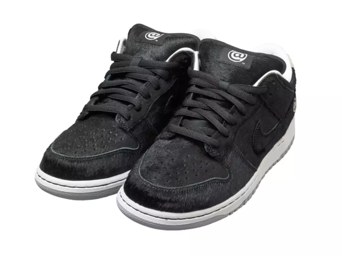 Medicom igračka Nike SB Dunk Low Bearbrick Black Datum izdavanja CZ5127-001 Datum izdavanja