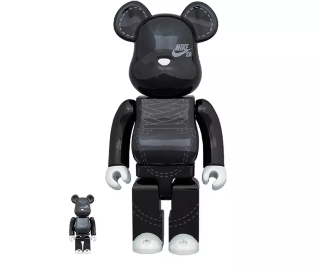 Medicom Toy Nike SB Dunk Low Bearbrick Black Megjelenés dátuma CZ5127-001 Megjelenés dátuma