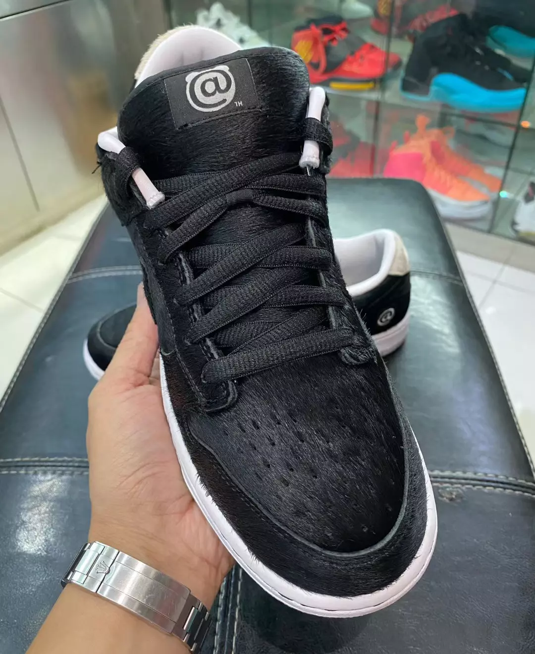 Игрушка Medicom Nike SB Dunk Low Black CZ5127-001 Дата выпуска