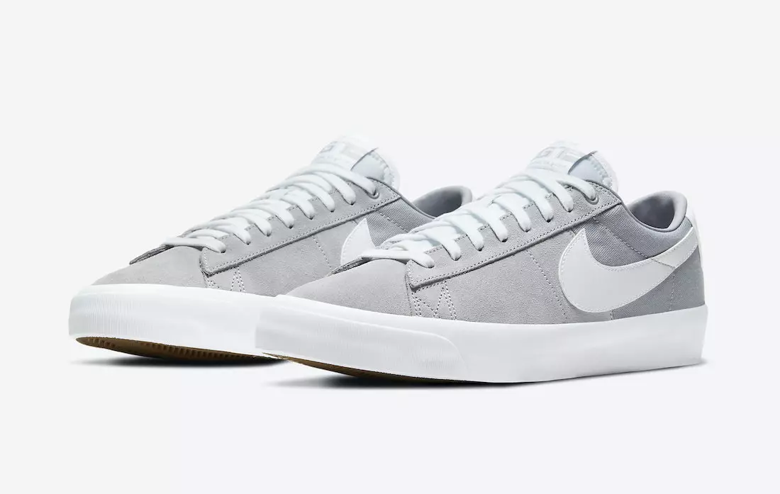 Nike SB Blazer Low GT מגיע