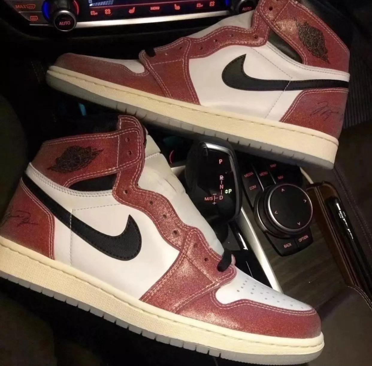 Trophy Room x Air Jordan 1 Chicago DA2728-100 Ημερομηνία κυκλοφορίας