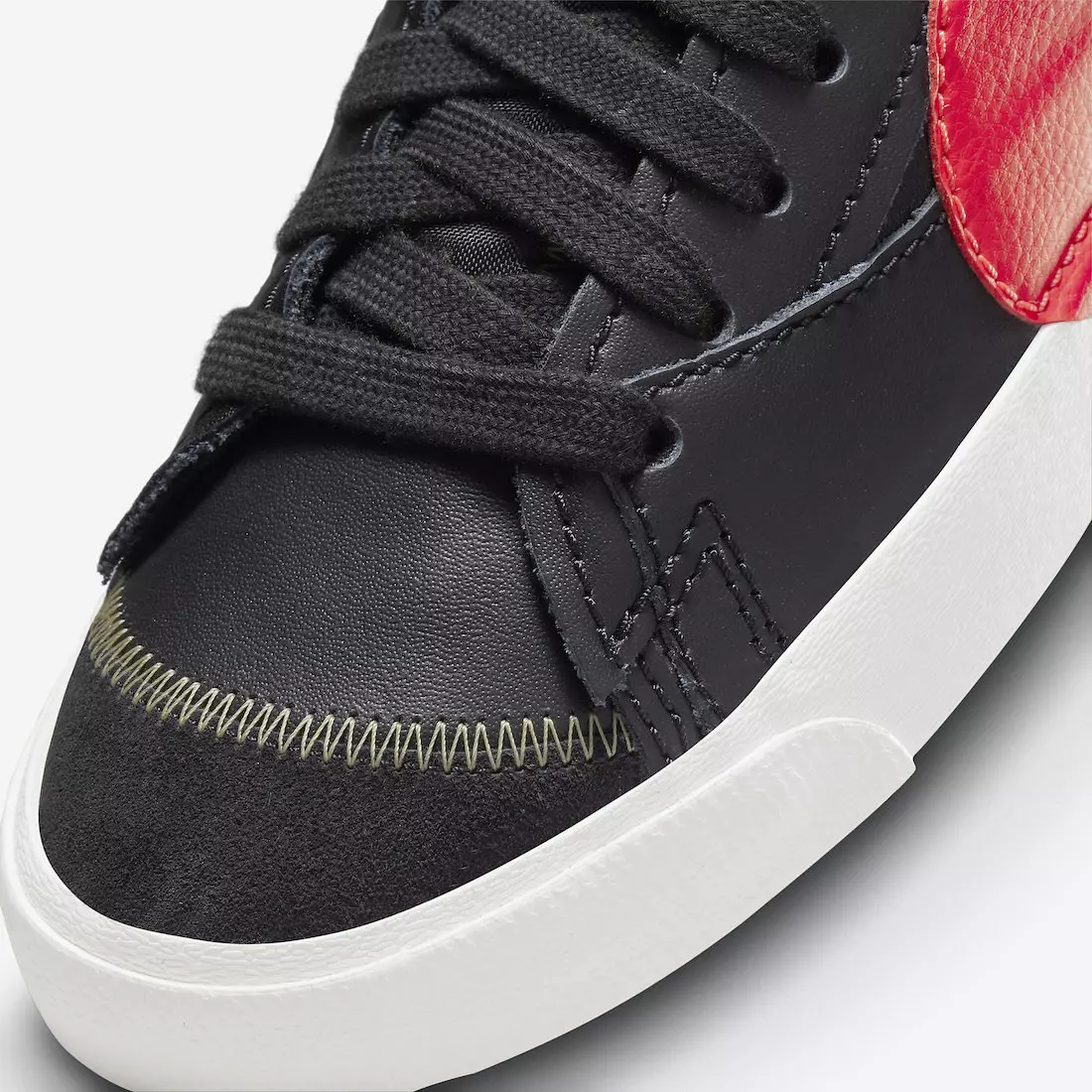 تاریخ انتشار Nike Blazer Mid 77 Jumbo Black Bright Crimson DD3111-001