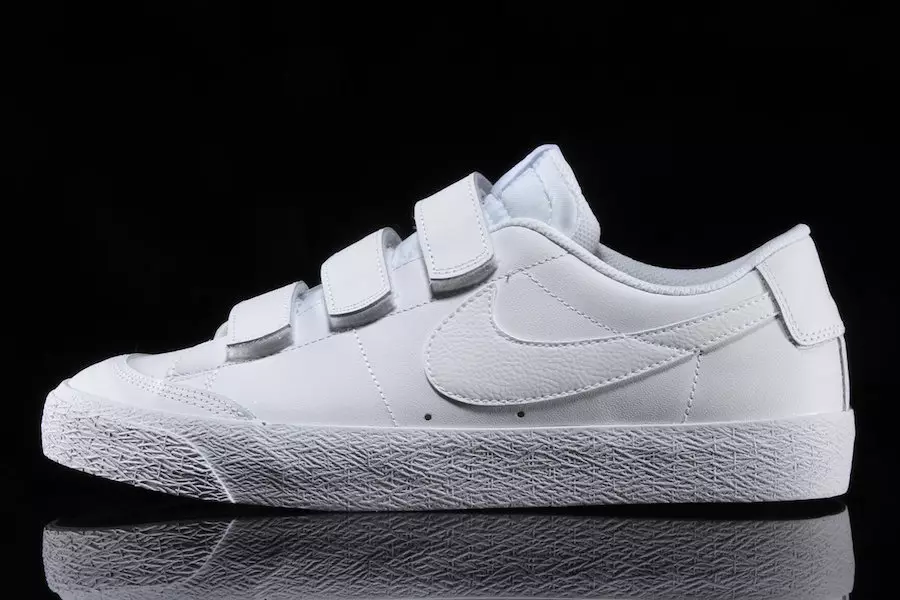 Atkeliauja „Nike Blazer Low“ be nėrinių