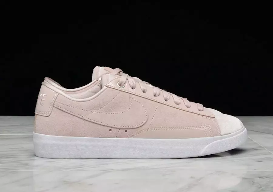 Nike Blazer Low Париж мода жумалыгы топтому