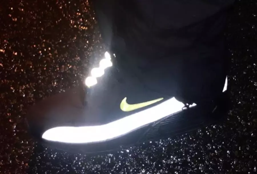 Датум на објавување во подрумот Nike Air Max 90 Black Volt