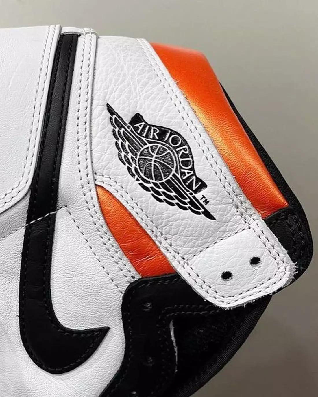 Air Jordan 1 Yüksek OG Elektro Turuncu 555088-180 Çıkış Tarihi