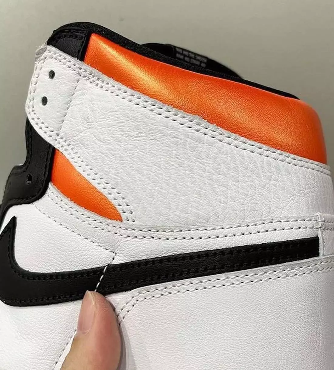 Air Jordan 1 High OG Electro Orange 555088-180 Data de llançament