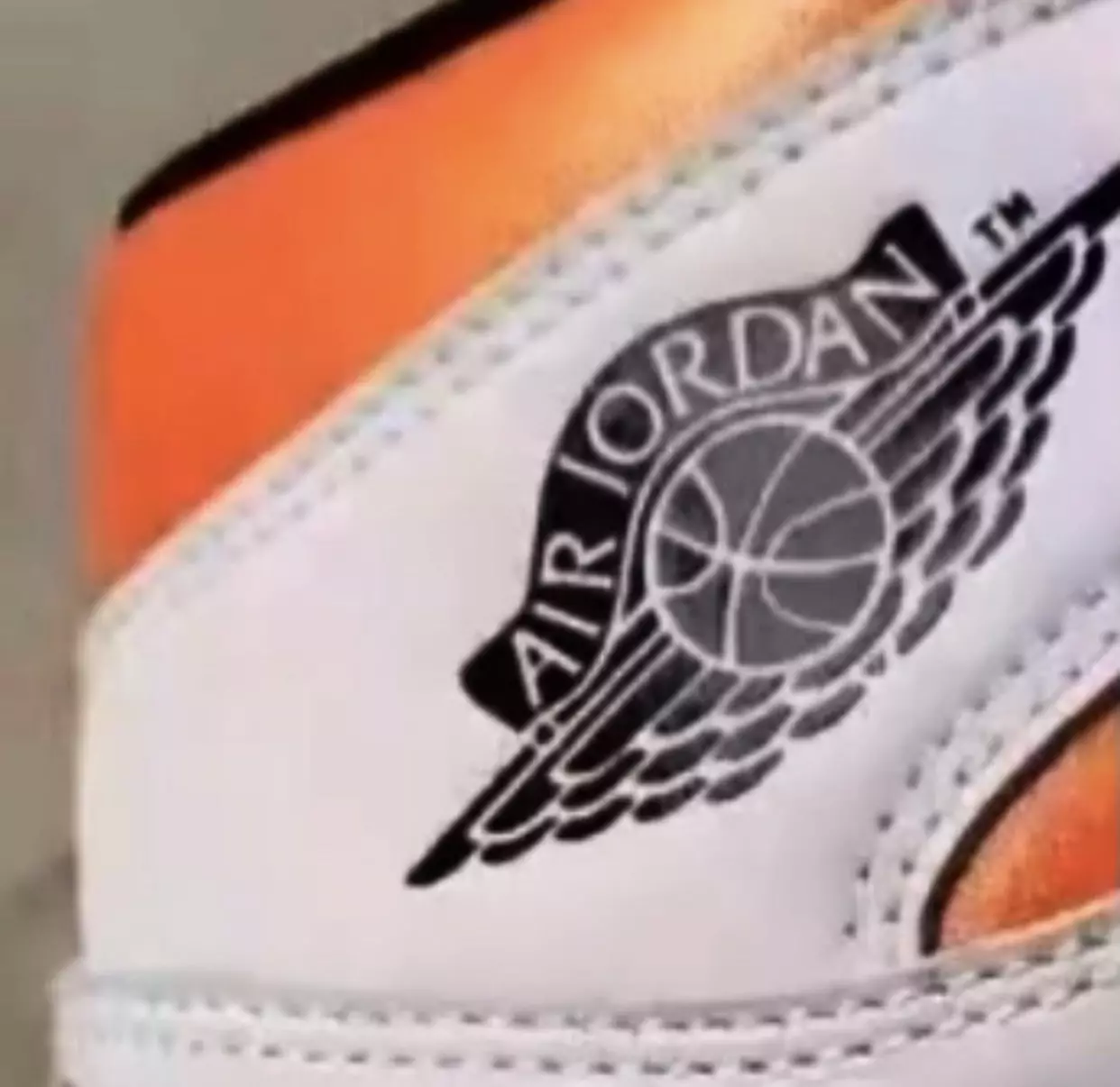 Дата выхода Air Jordan 1 Electro Orange 555088-180