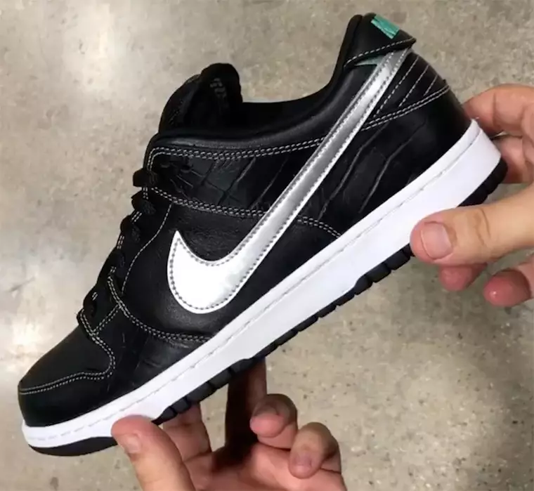 Nike SB Dunk Low Black Diamond