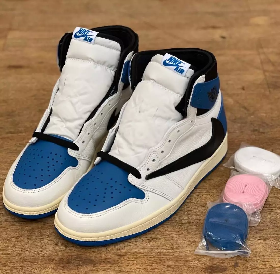 Travis Scott Frammento Air Jordan 1 Blu Militare DH3227-105 Data di rilascio