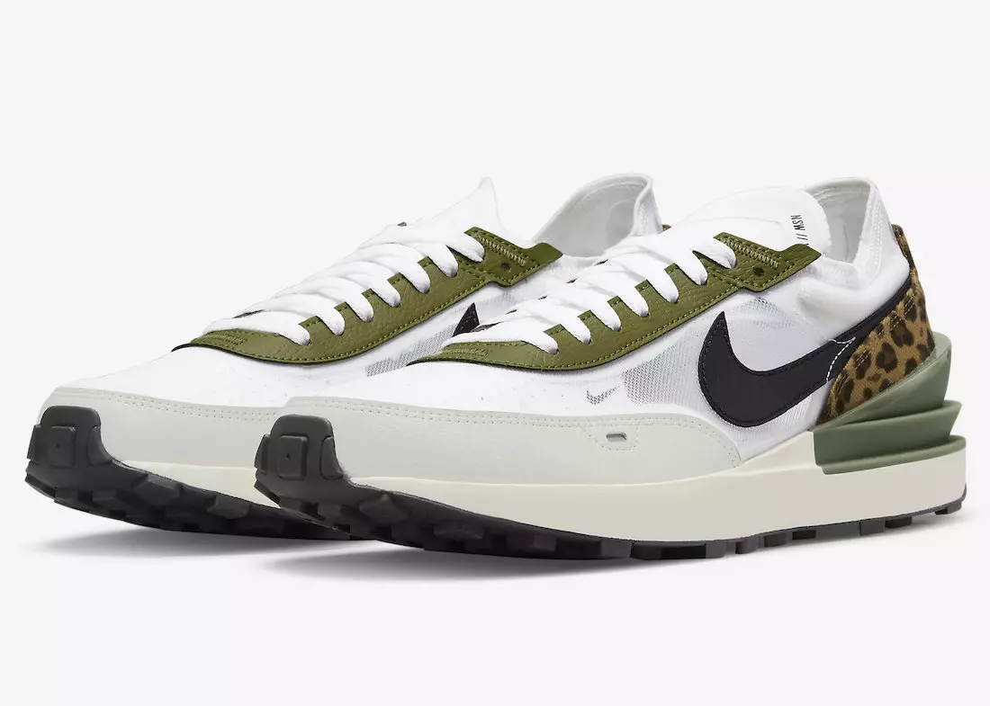 Safari-detaljer brukt på denne Nike Waffle One