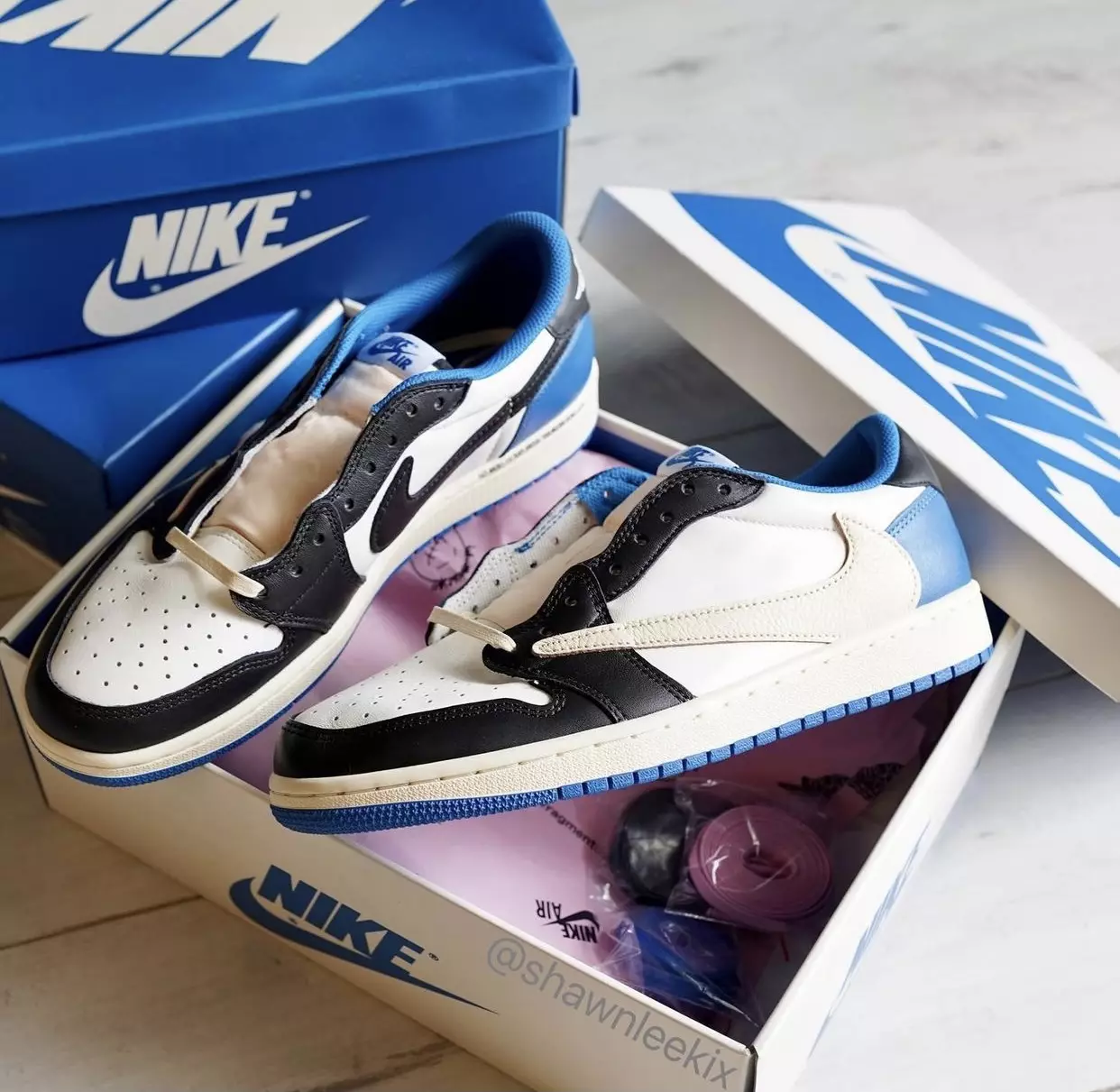 Travis Scott Fragment Air Jordan 1 Հանգիստ փաթեթավորում