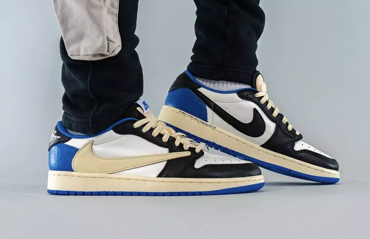 Travis Scott x Fragment x Air Jordan 1 Low DM7866-140 Дата випуску на ногах