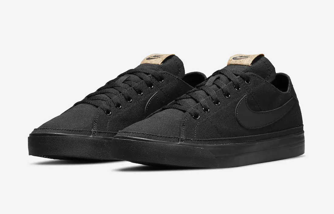 Nike Court Legacy Canvas chega em preto com línguas de cortiça