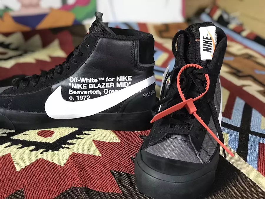 Luonnonvalkoinen Nike Blazer Black AA3832-001 Julkaisupäivä