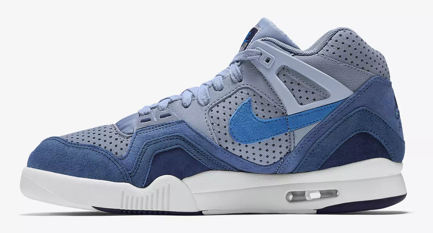 Синие замшевые кроссовки Nike Air Tech Challenge 2 Quickstrike