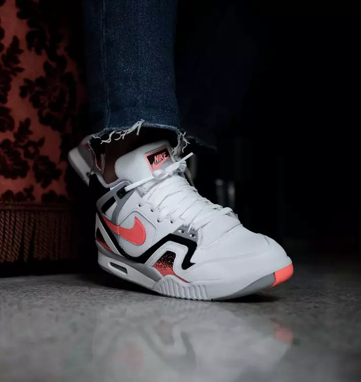 Nike Air Tech Challenge II 318408-104 Blancas Lava Caliente