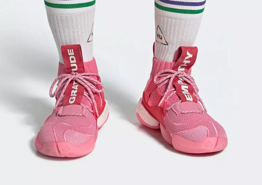 Pharrell adidas Crazy BYW X Pink EG7723 تاريخ الإصدار