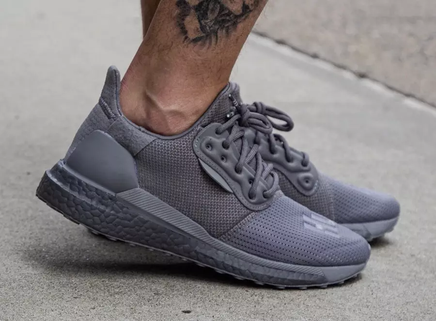 Pharrell Williams adidas Solar Hu Glide Triple Grey Tarikh Tayangan