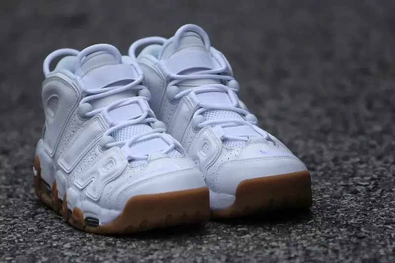 Witte gom Nike Uptempo Scottie Pippen