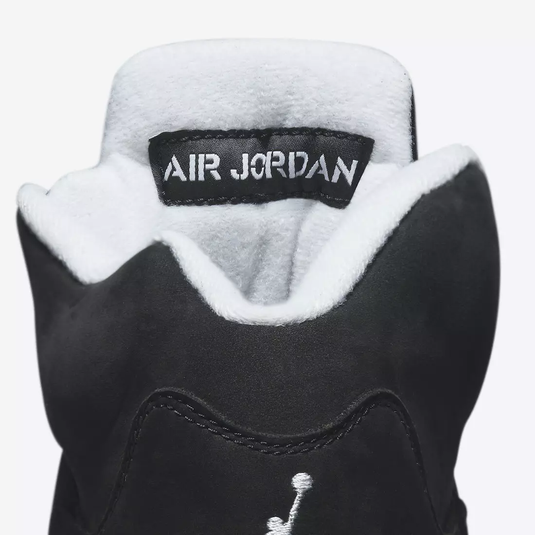 Air Jordan 5 Oreo 2021 CT4838-011 Датум на издавање