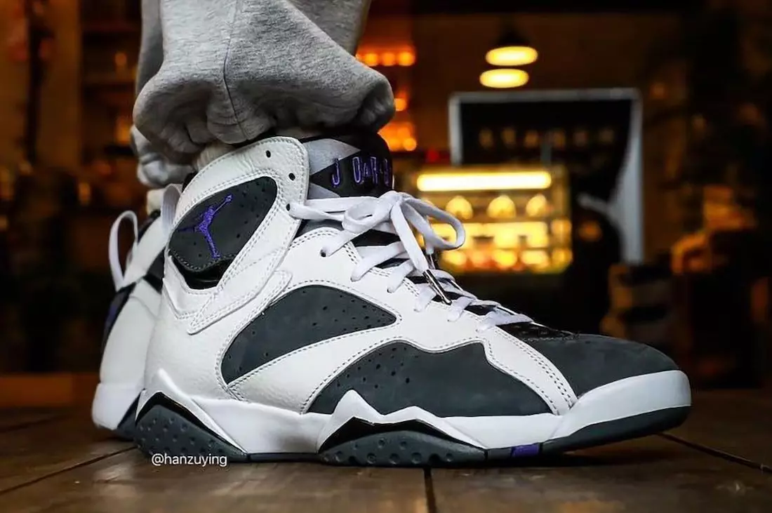 Air Jordan 7 Flint 2021 CU9307-100 Datum vydání na nohou