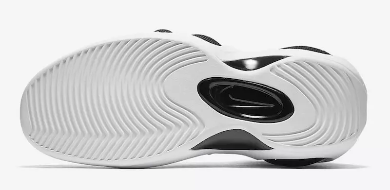 نعل خارجي لتاريخ الإصدار من Nike Zoom Flight Bonafide OG أسود وأبيض